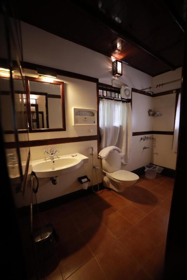 Heritage Methanam Kochi Exterior photo
